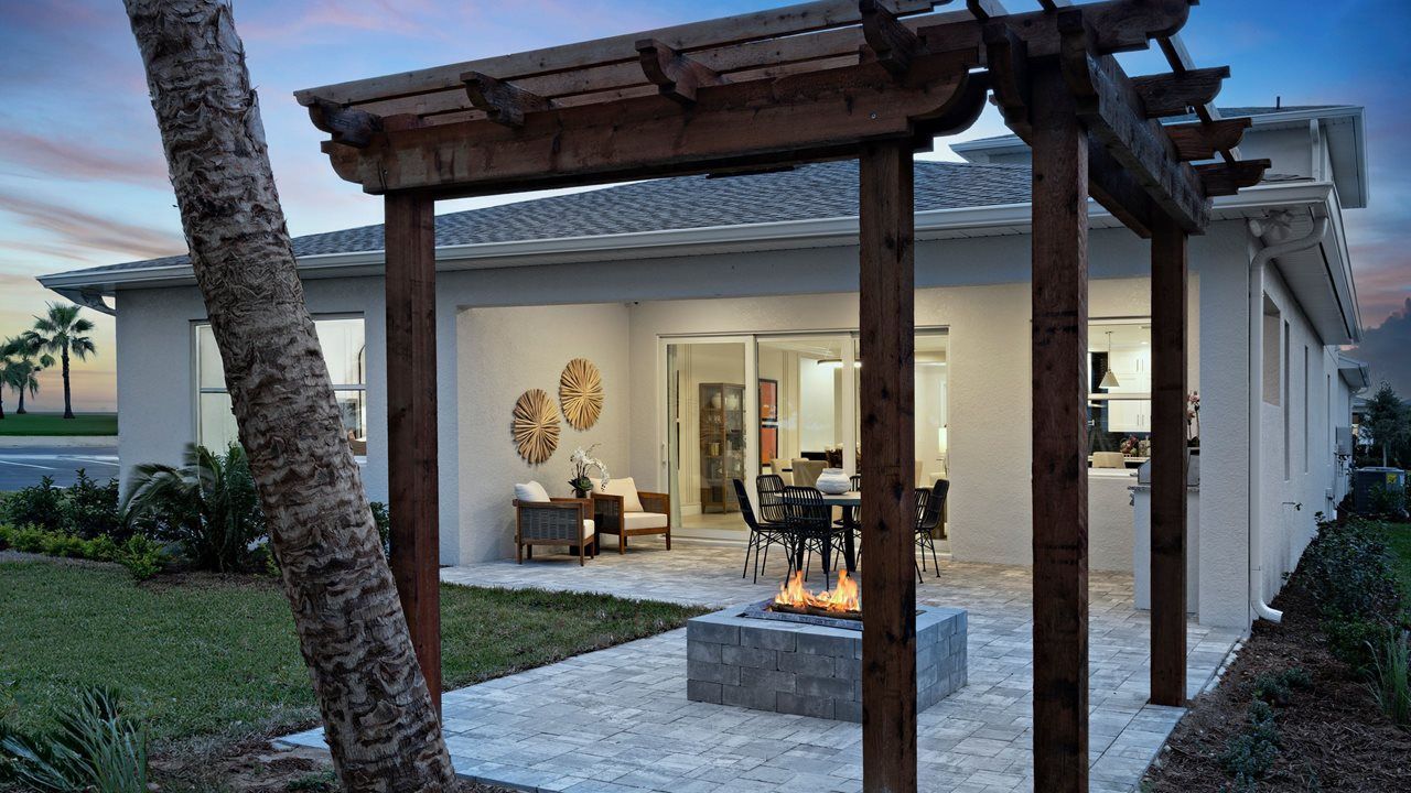 Laura Model Home | Lanai