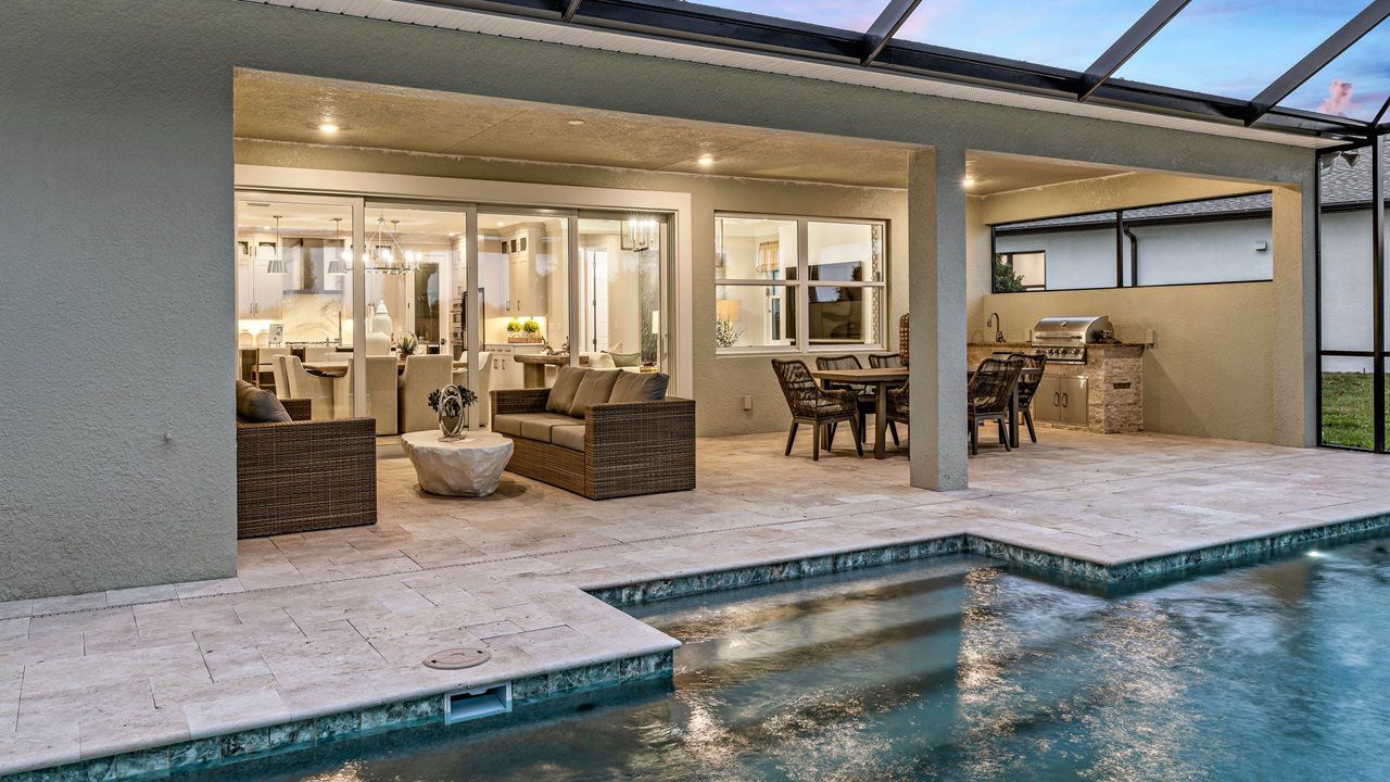 Pearl Model Home | Pool & Lanai