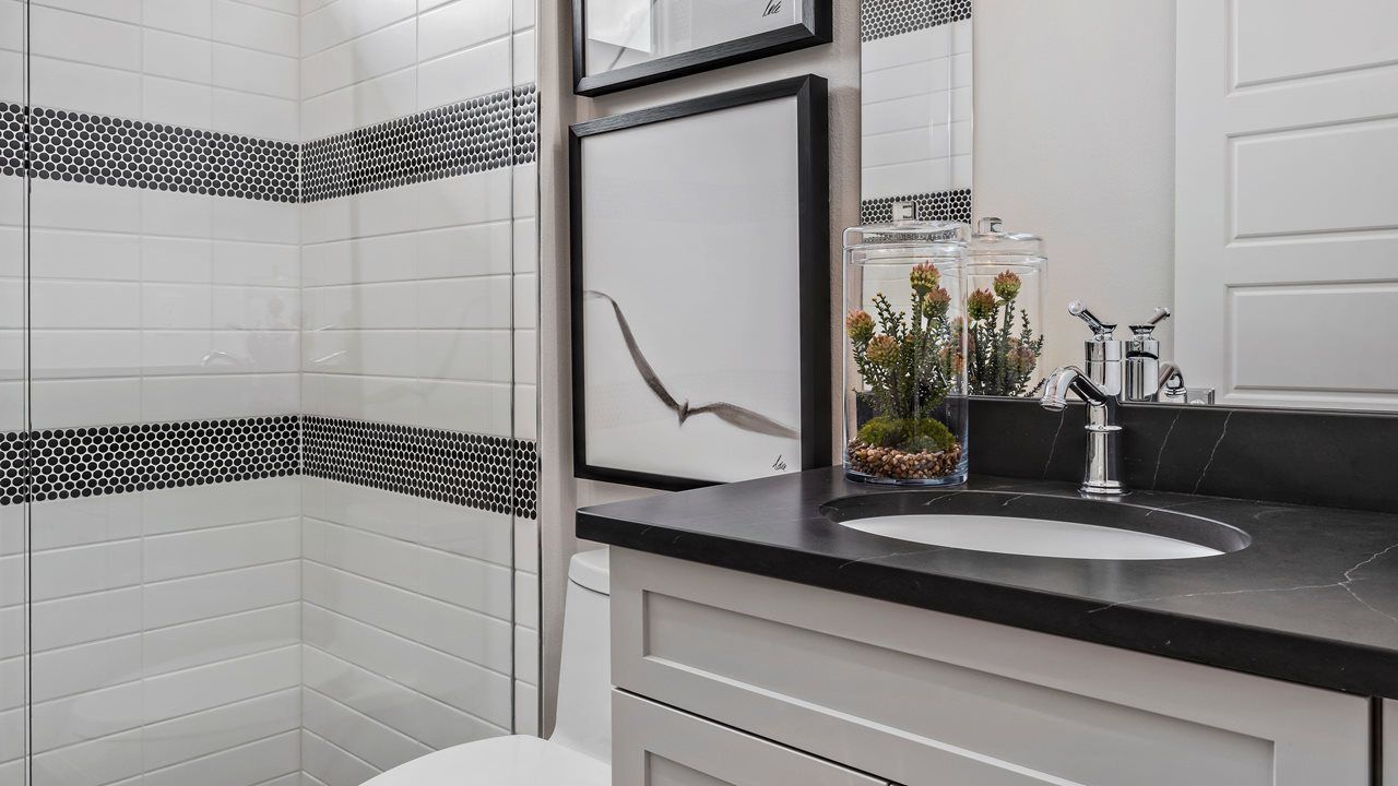 Laura Model Home | Secondary Bath