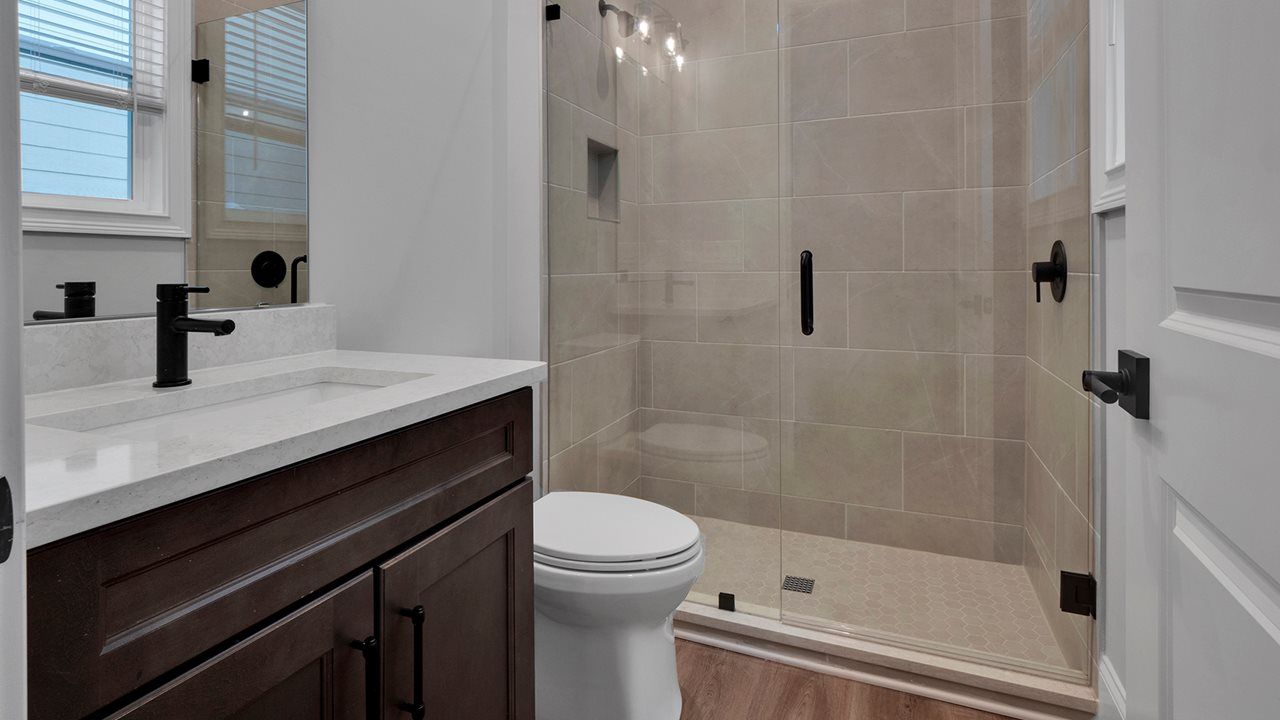 Riley Model | In-Law Suite Bath