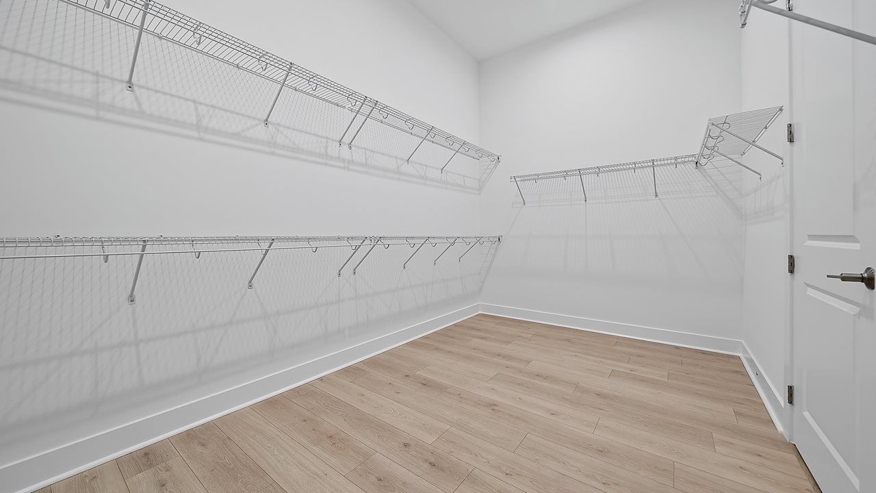 Riley Model | Owner's Suite Closet