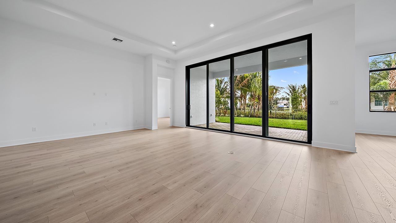 Riley Model | Great Room