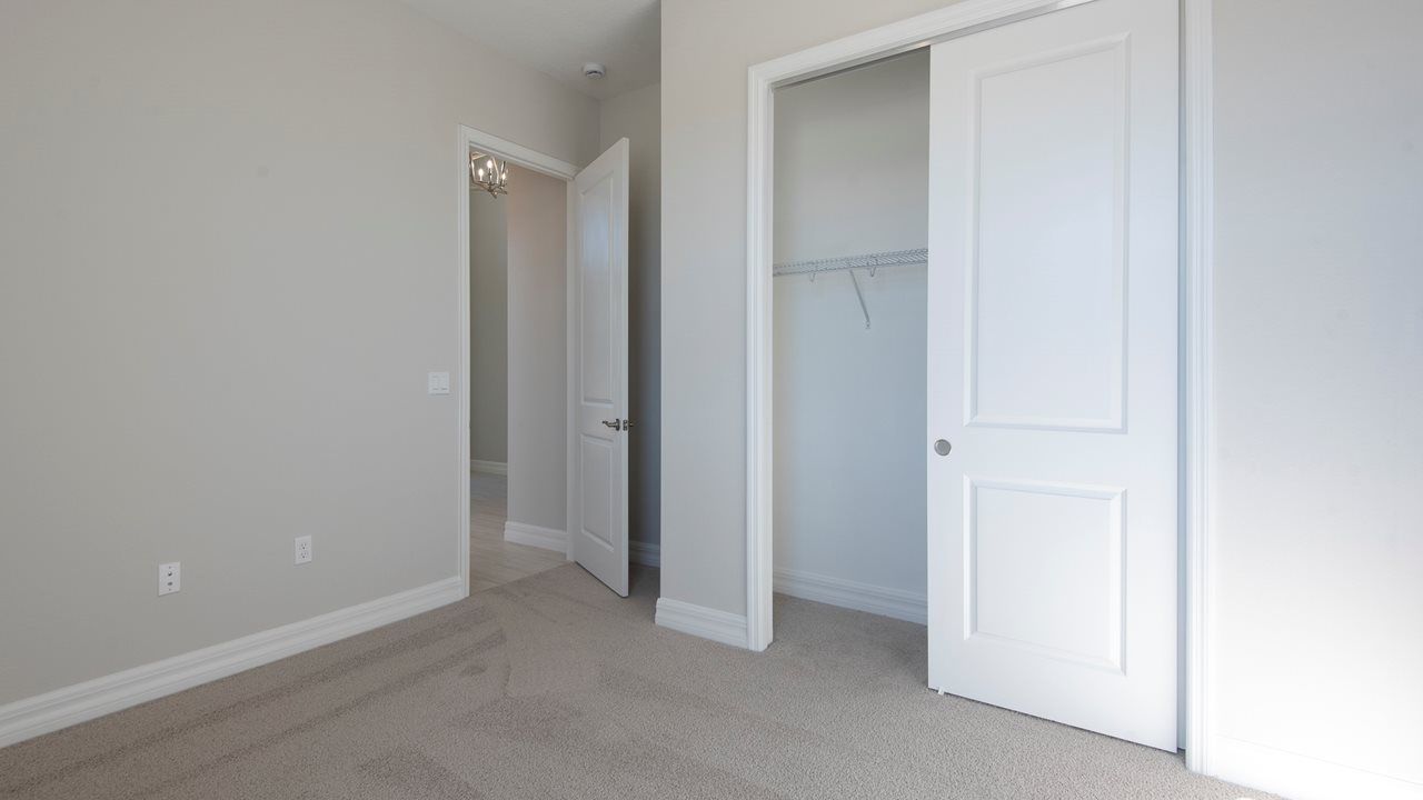 Julia Model | Bedroom 3