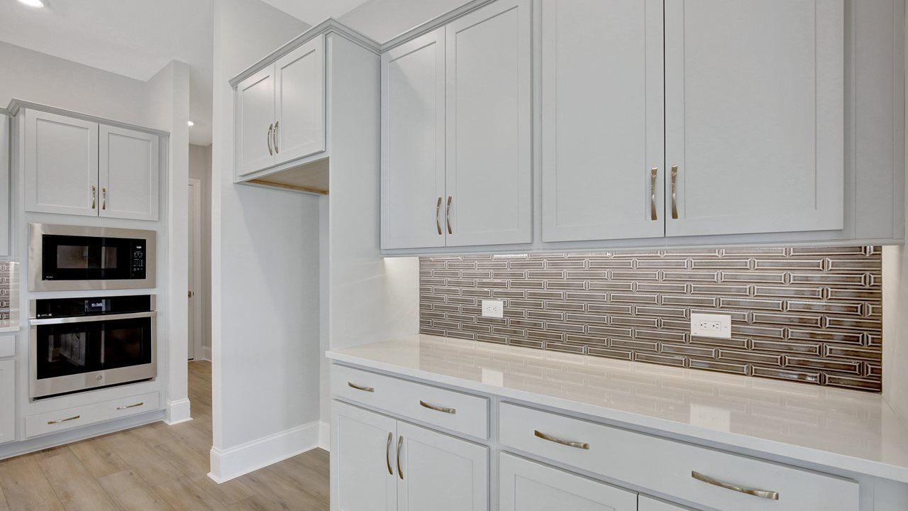 Taylor Model | Kitchen