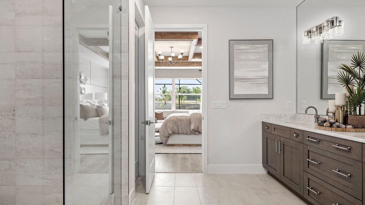 Jade Model Home | Owner's Bath