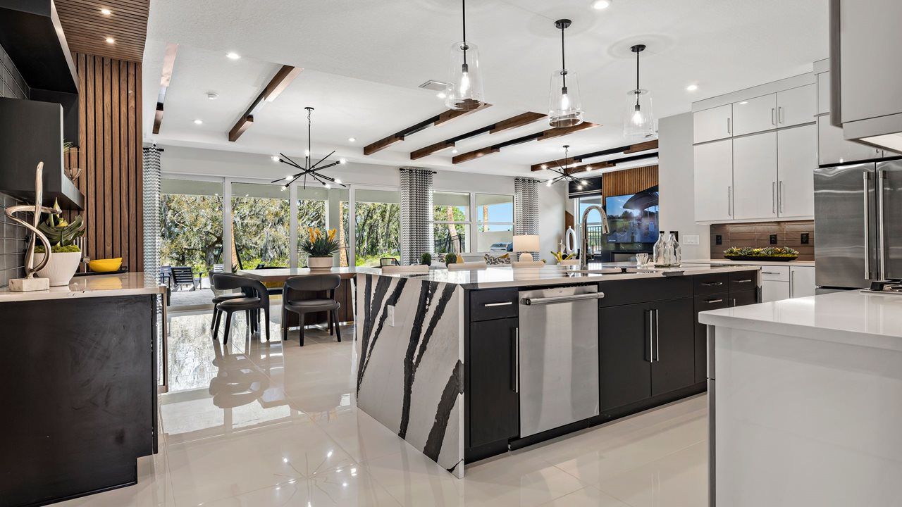Pearl Model Home - Entry to Kitchen & Great Room