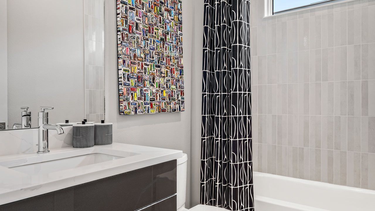 Pearl Model Home - Secondary Bath