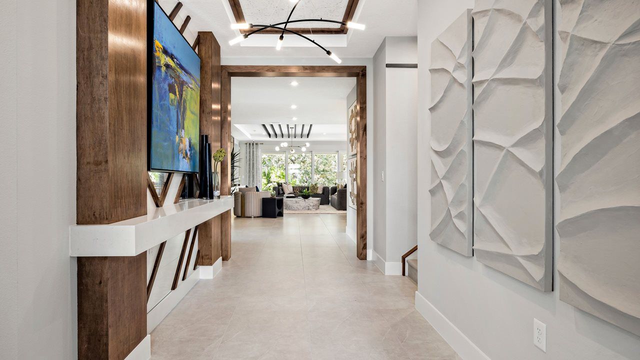 Sarah Model Home - Foyer