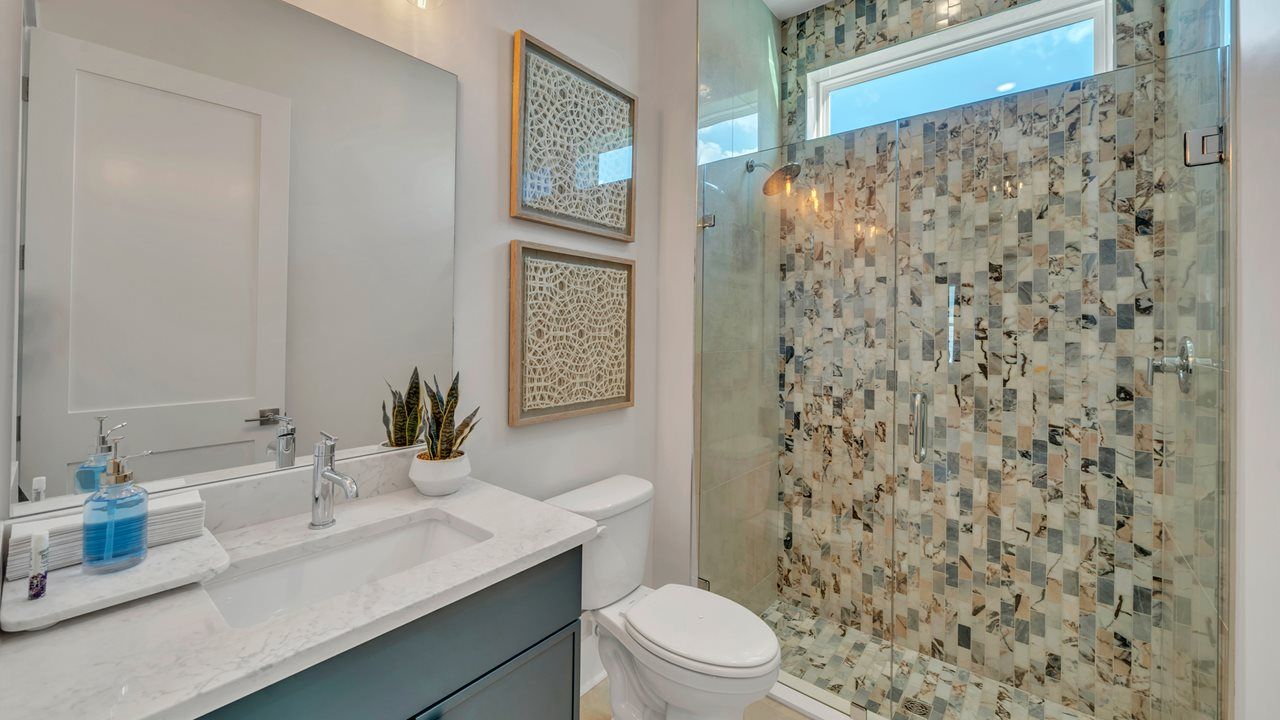 Madison Model Home | Secondary Bath