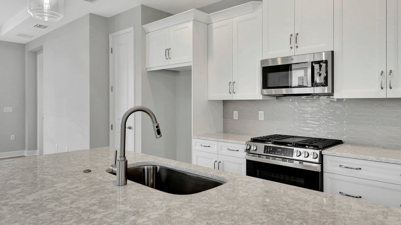 Ana Model | Kitchen