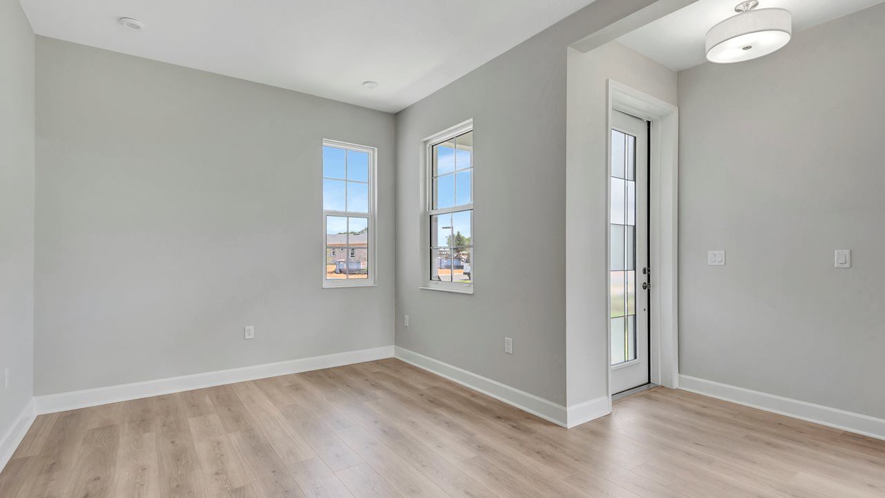 Ana Model | Foyer into Flex Room