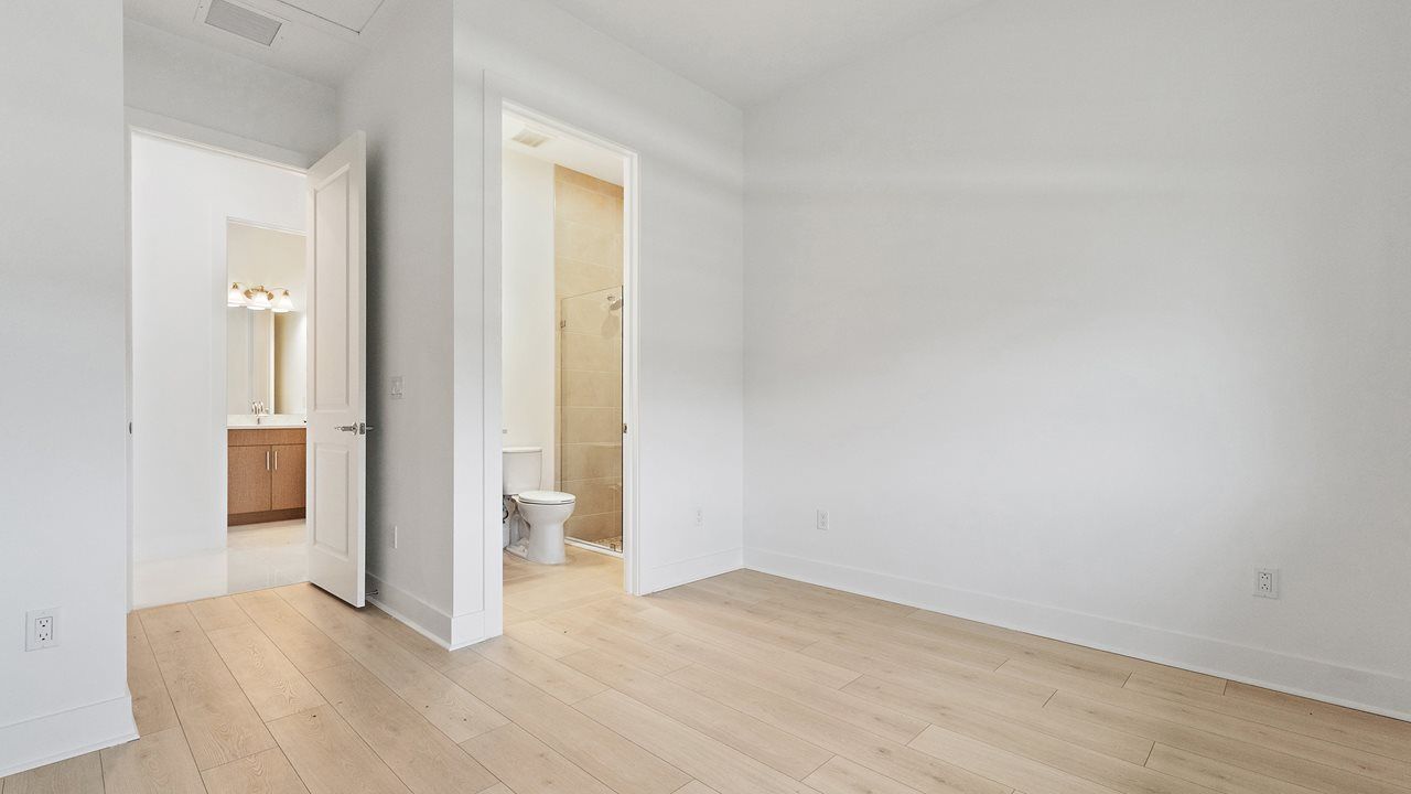 Nicole Mode | Bedroom 2
