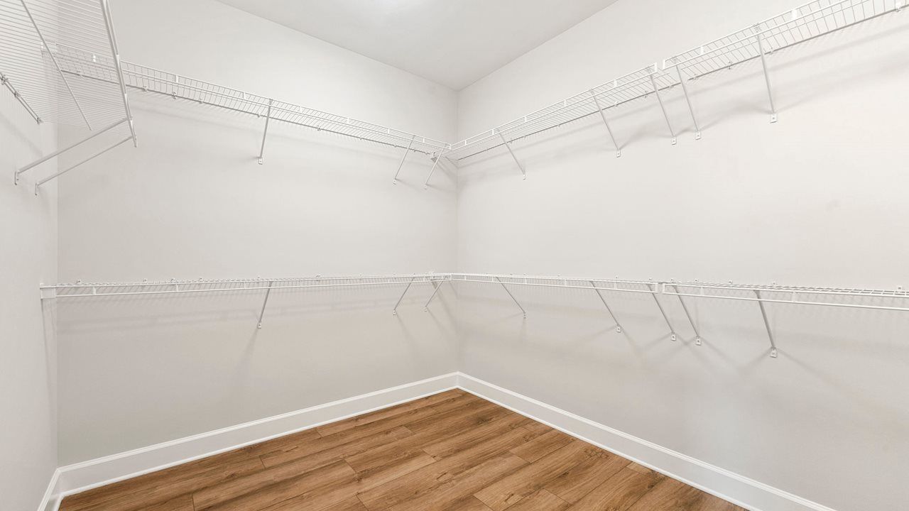 Cedar Model | Owner's Suite Closet