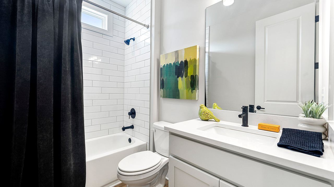 Cedar Model | Bath 2