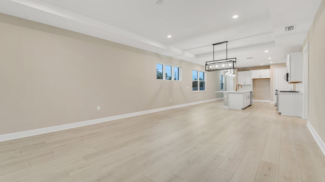 Great Room to Dining