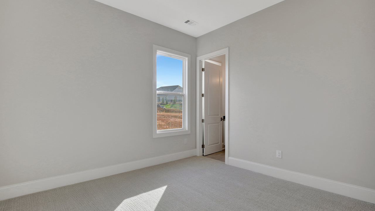 Taylor Model | Bedroom