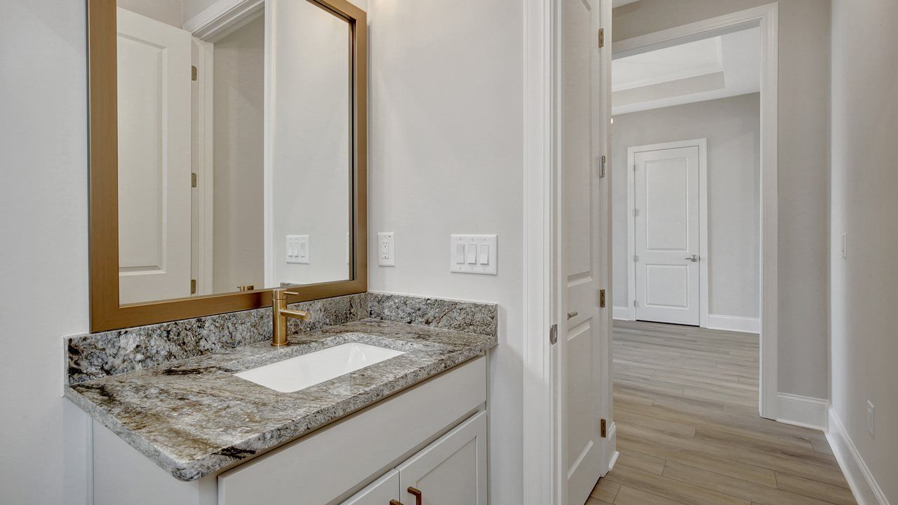 Taylor Model | Half Bath