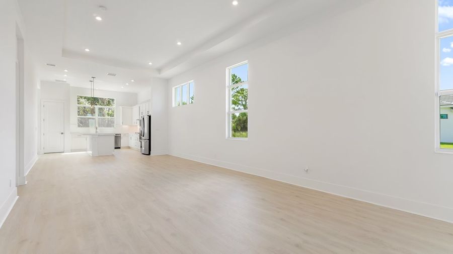 228 SE Via Sangro (Beverly)