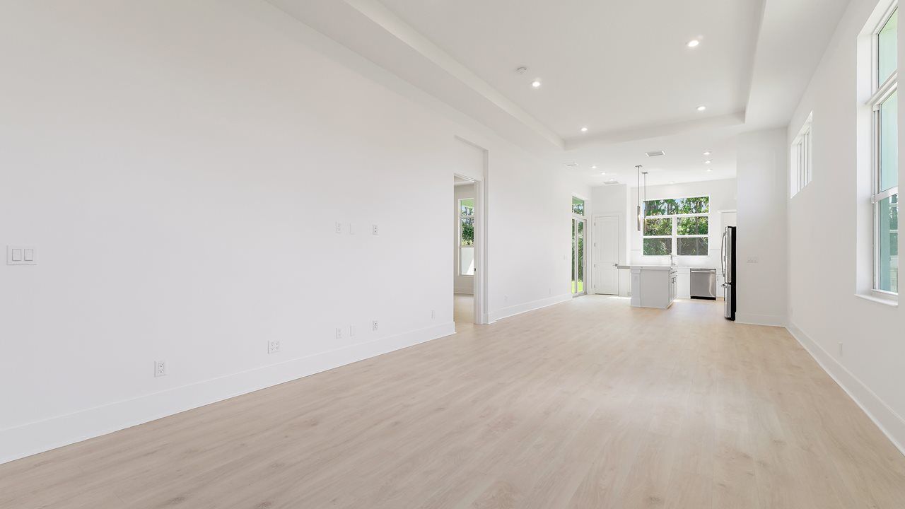 228 SE Via Sangro (Beverly)