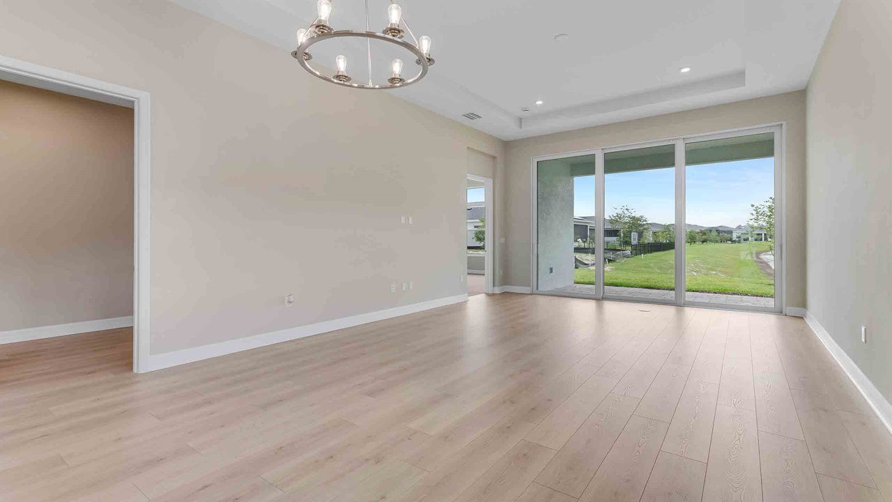 889 Megano Boulevard (Caroline)