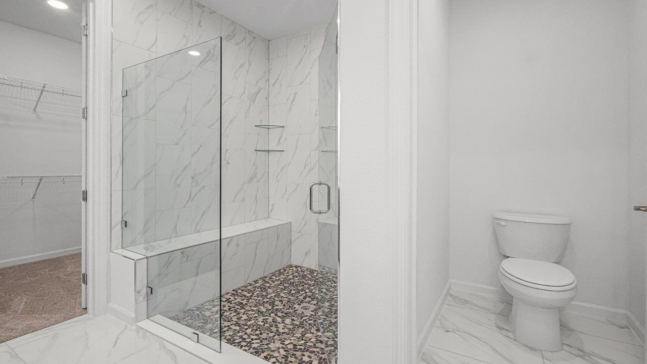 Laura Model | Owner's Suite Bath