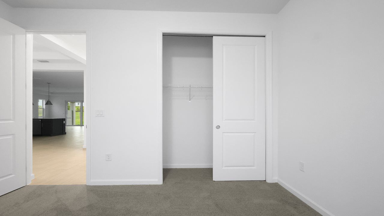 Laura Model | Bedroom 2