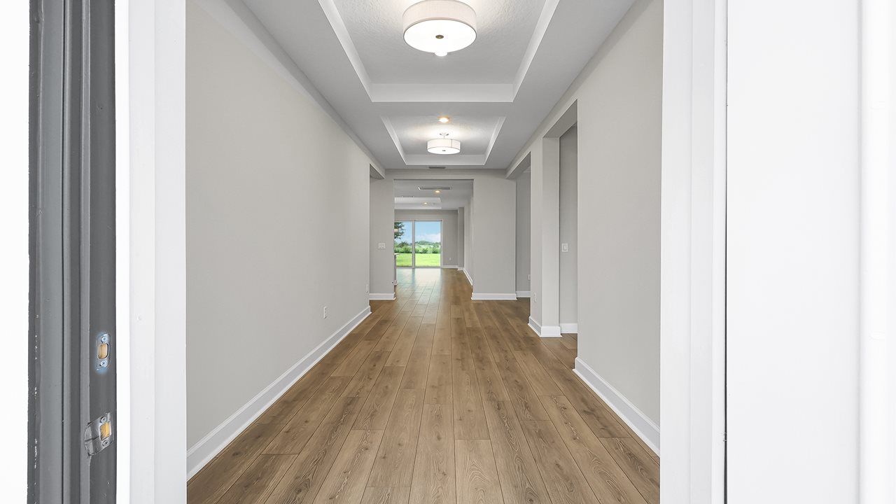 Peral Model | Foyer
