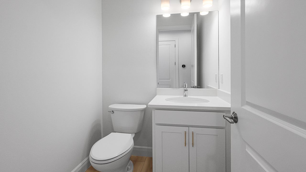 Sarah Model | Powder Room