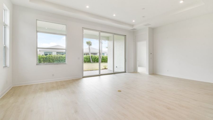 9185 SW Esule Way (Lila)