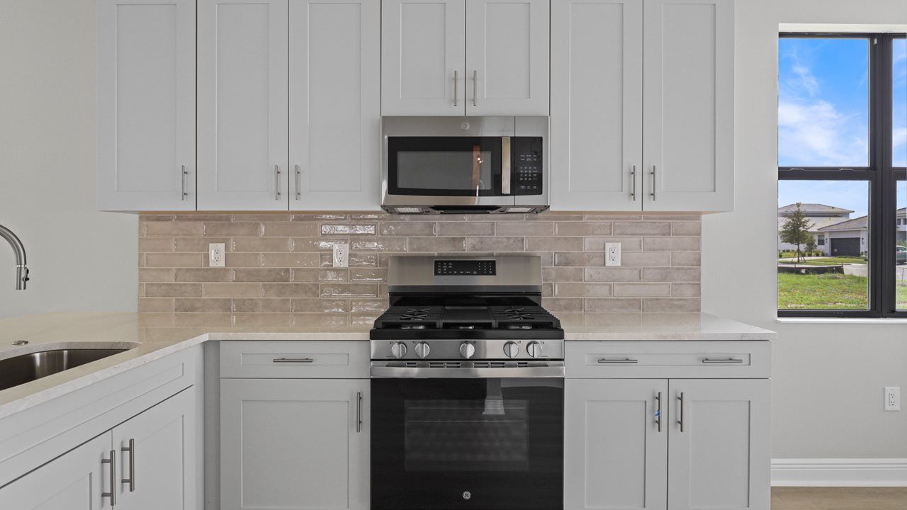 Lido Model | Kitchen