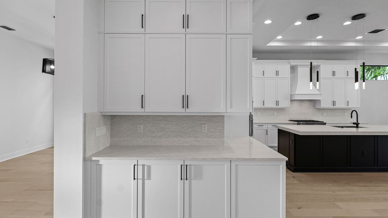 Mondrian Model | Kitchen