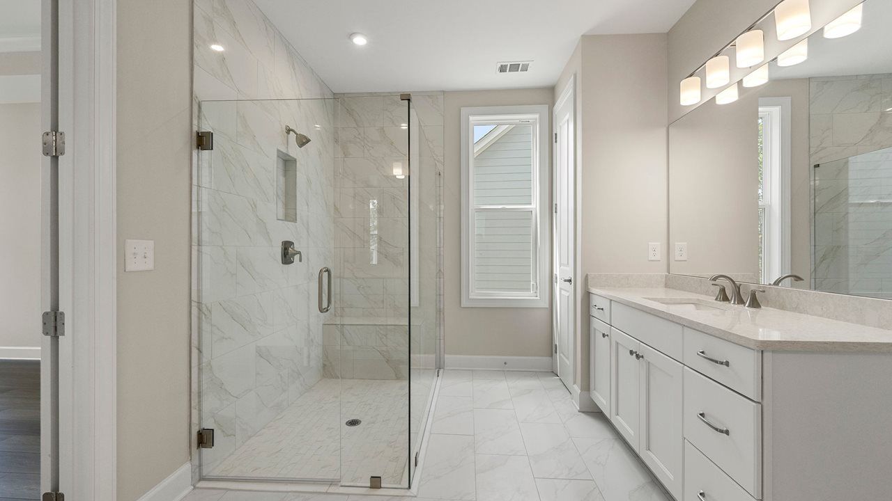 Fir Model | Owner's Bath