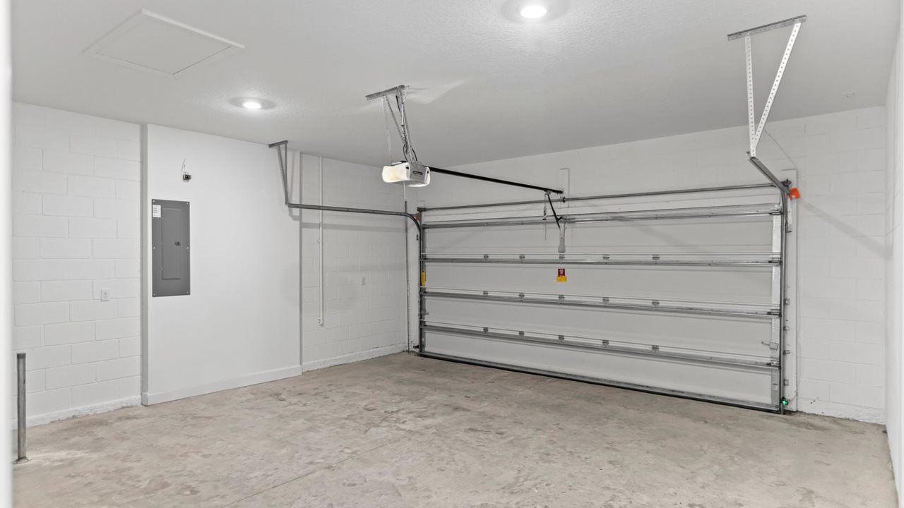 Morgan Model | Garage