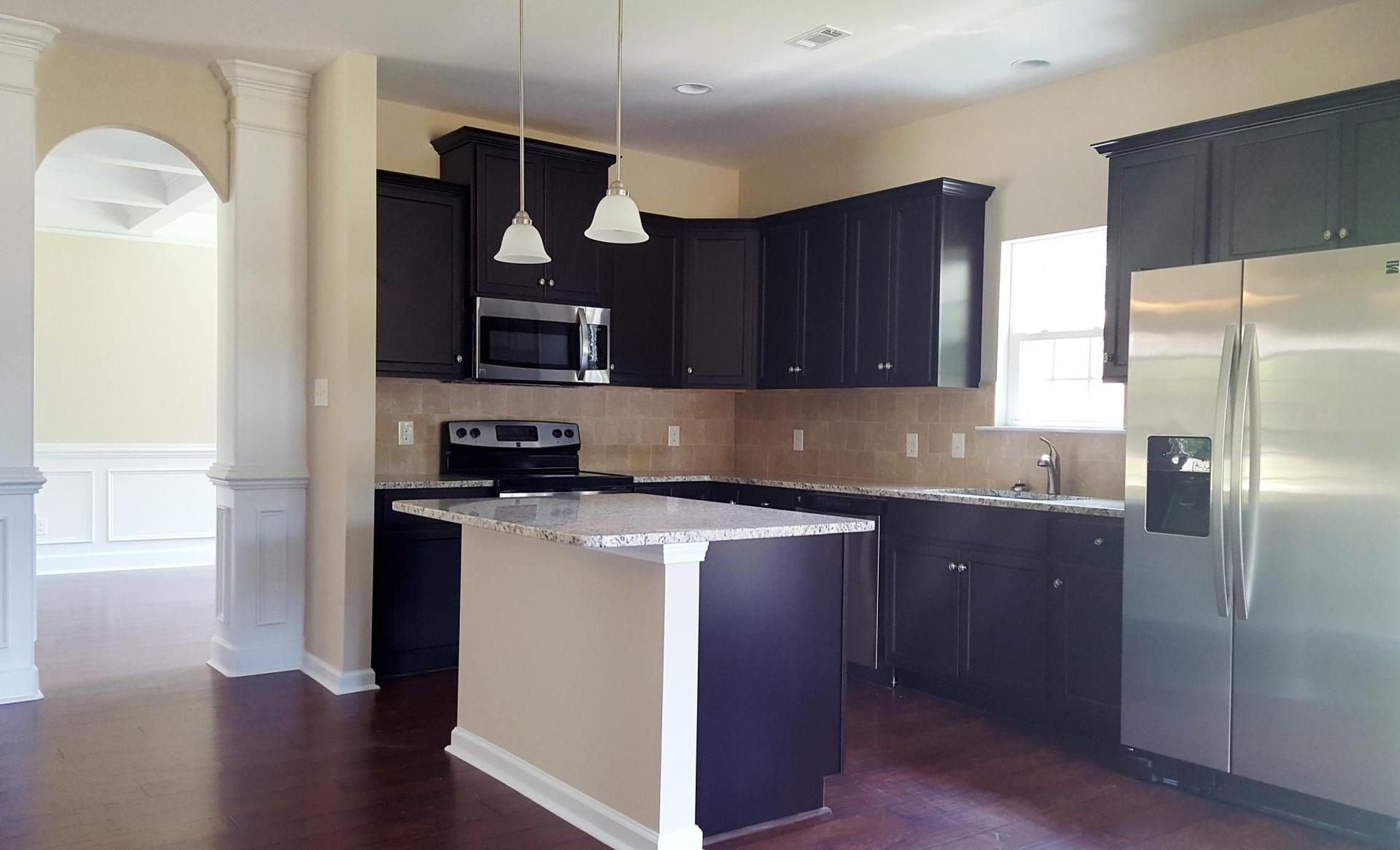 128 Spoonbill Kitchen 4