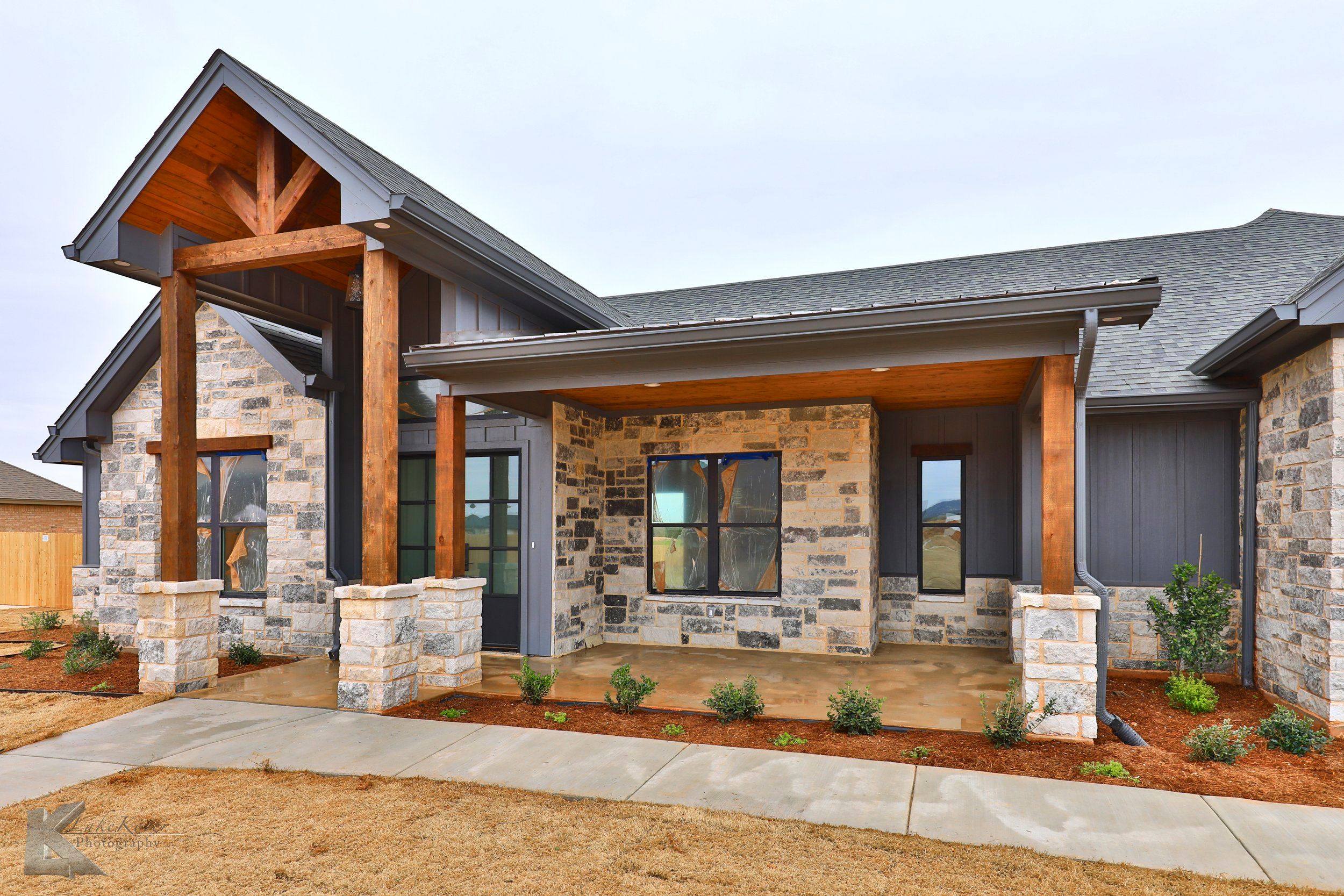 casa en Kyle Paul Construction por Kyle Paul Construction