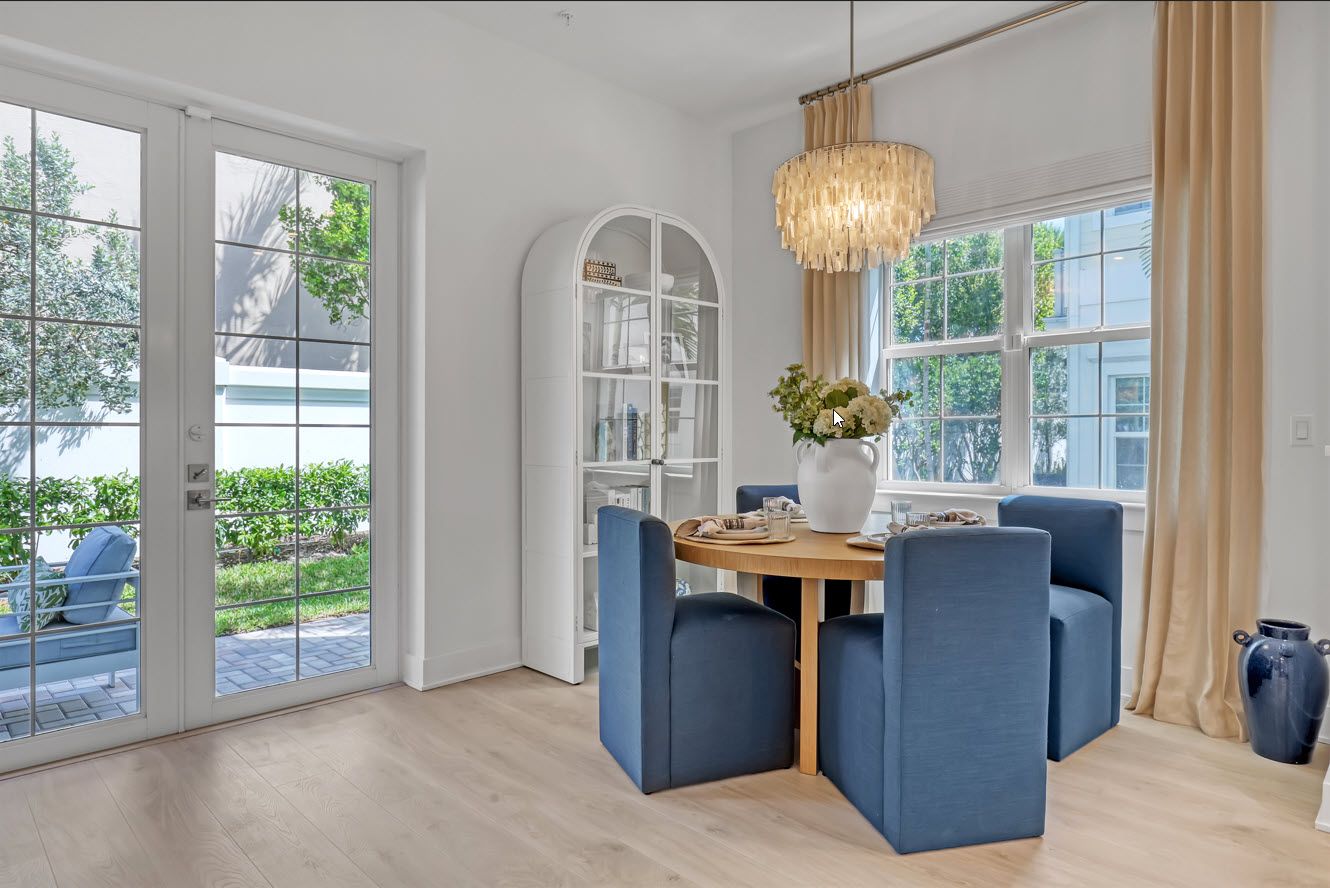 “photos of the model and actual units may have different options and finishes”.