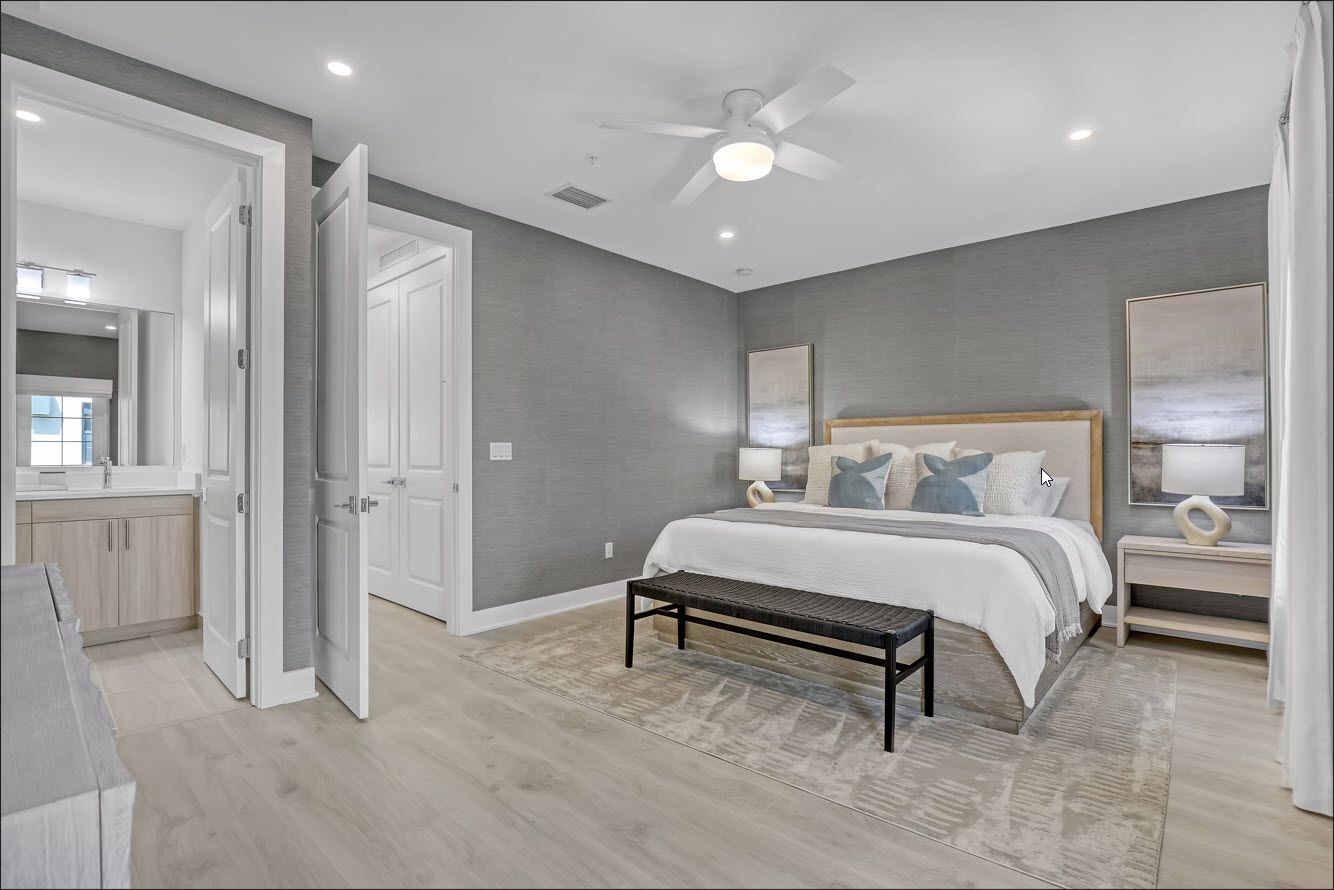 “photos of the model and actual units may have different options and finishes”.