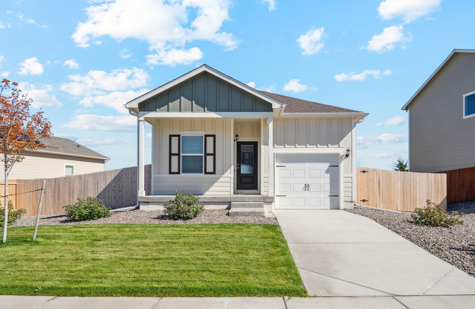 The Alpine is a beautiful single story home with two bedrooms.!