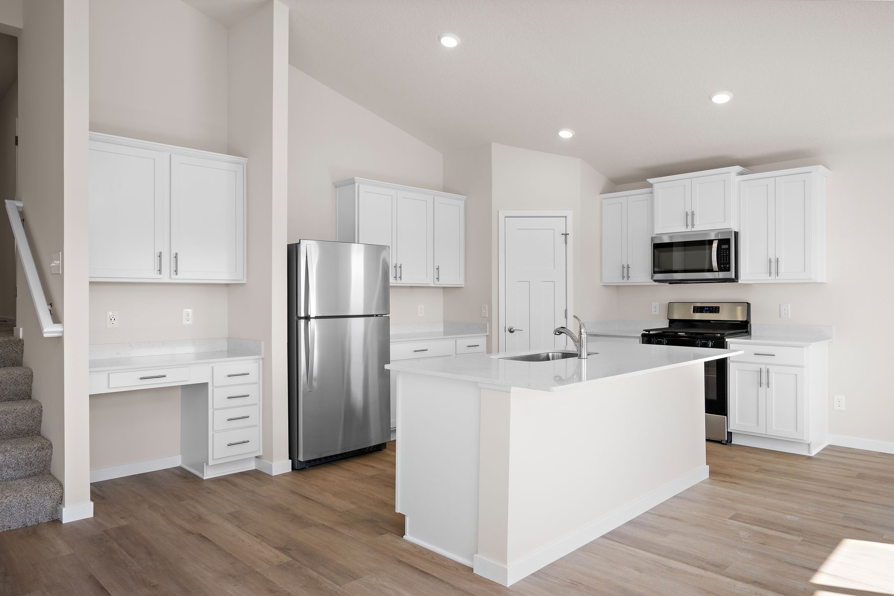 The kitchen appliances come included in this home.