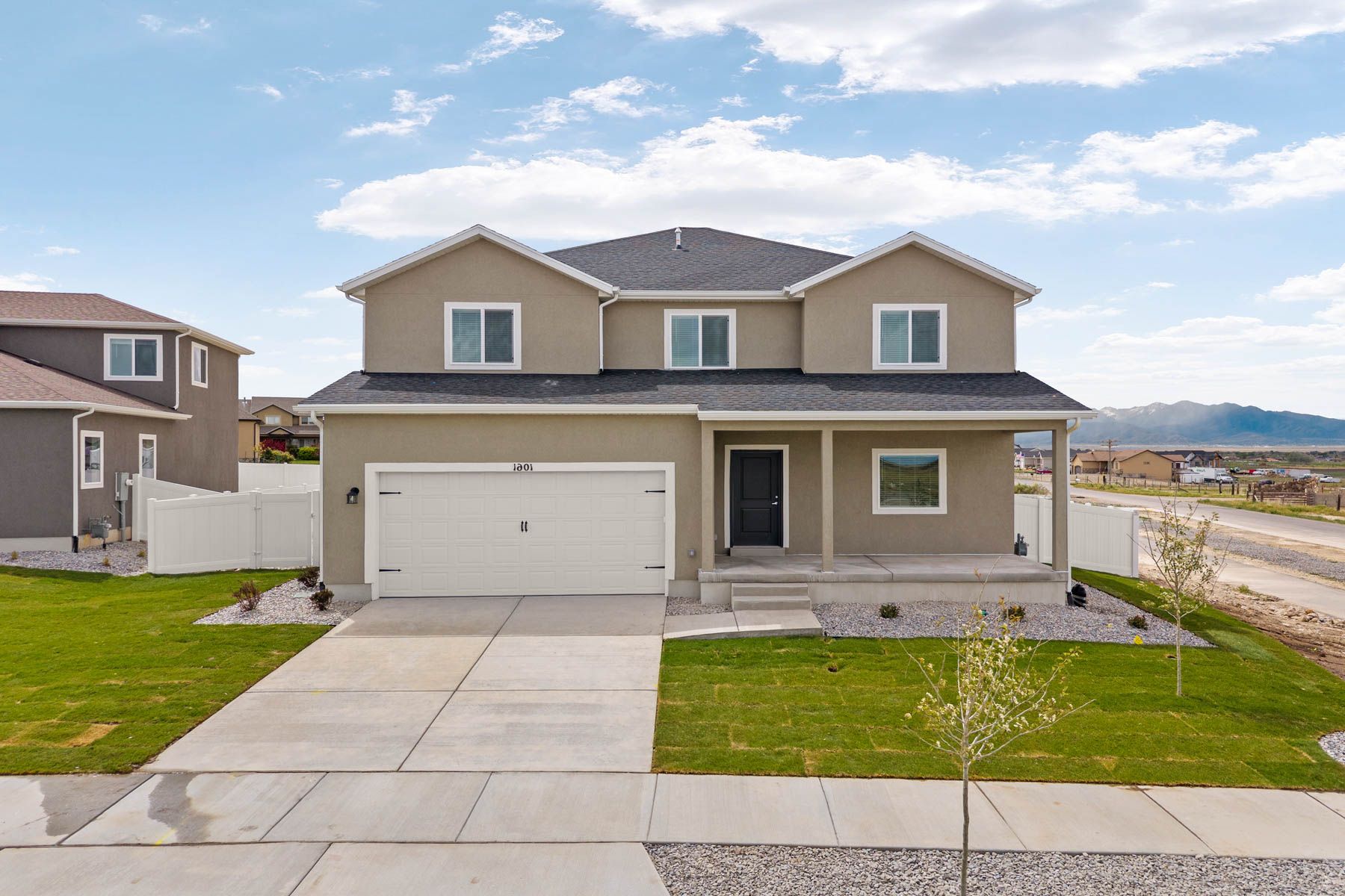 The Red Rock has great curb appeal.