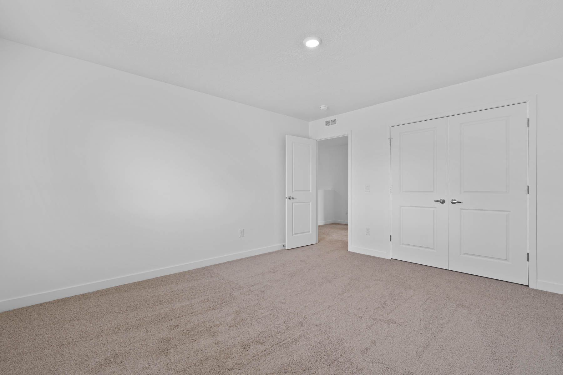 The secondary bedrooms are the perfect space for children's bedrooms or guest rooms. 