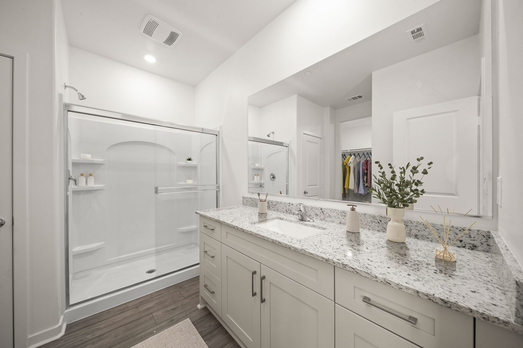 The master bathroom will be there for you at the end of a long day.