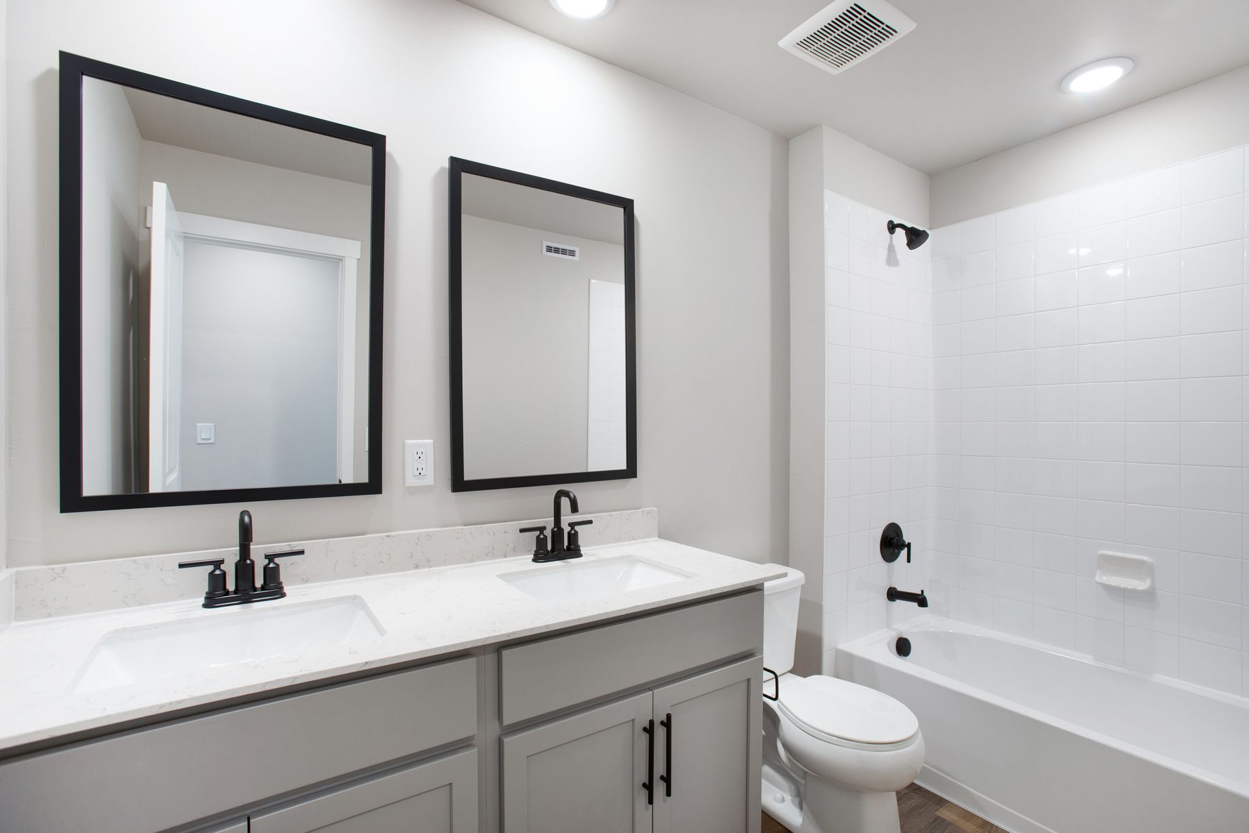 The secondary bathroom has the tub/shower combo.