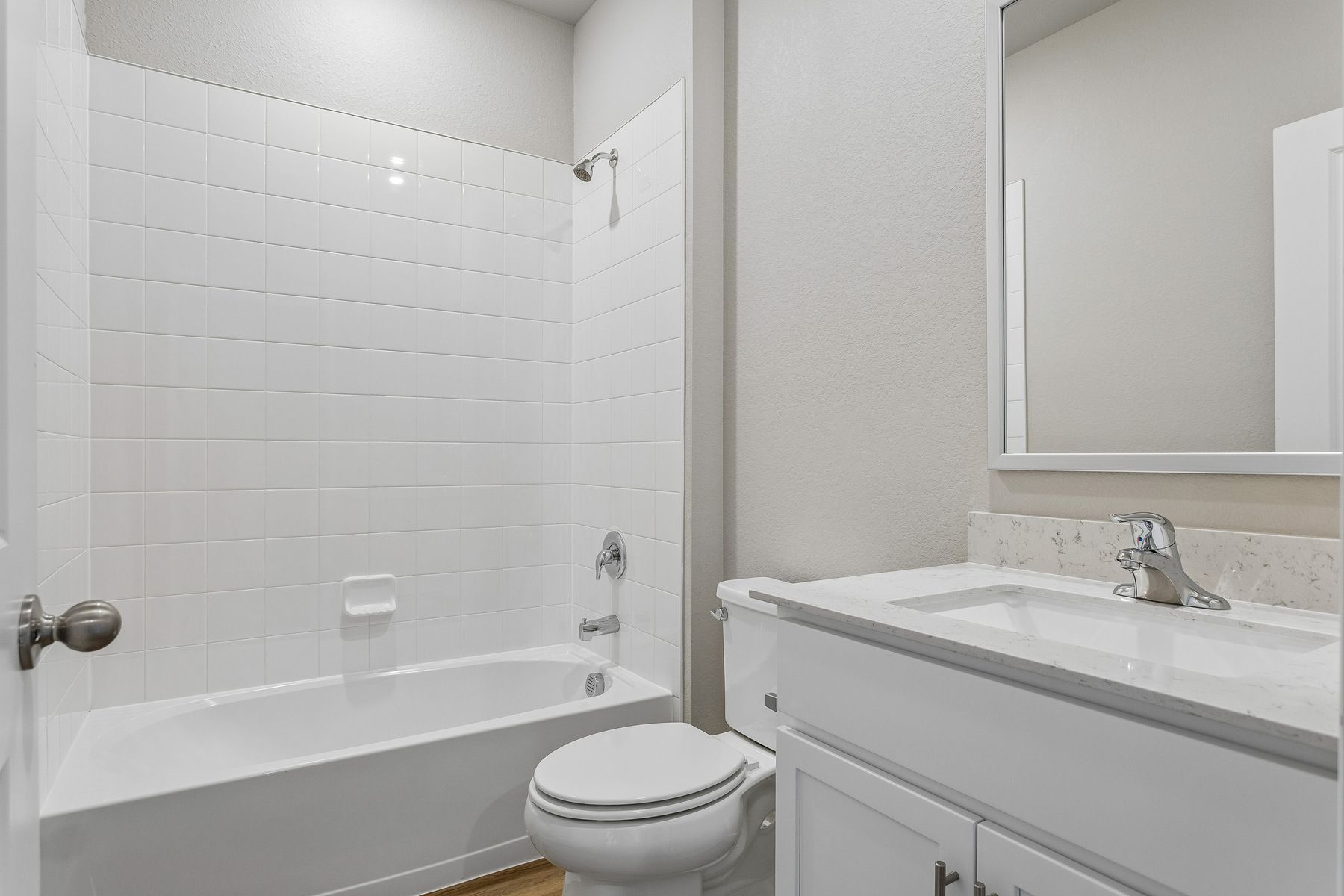 The secondary bathroom has the tub/shower combo.