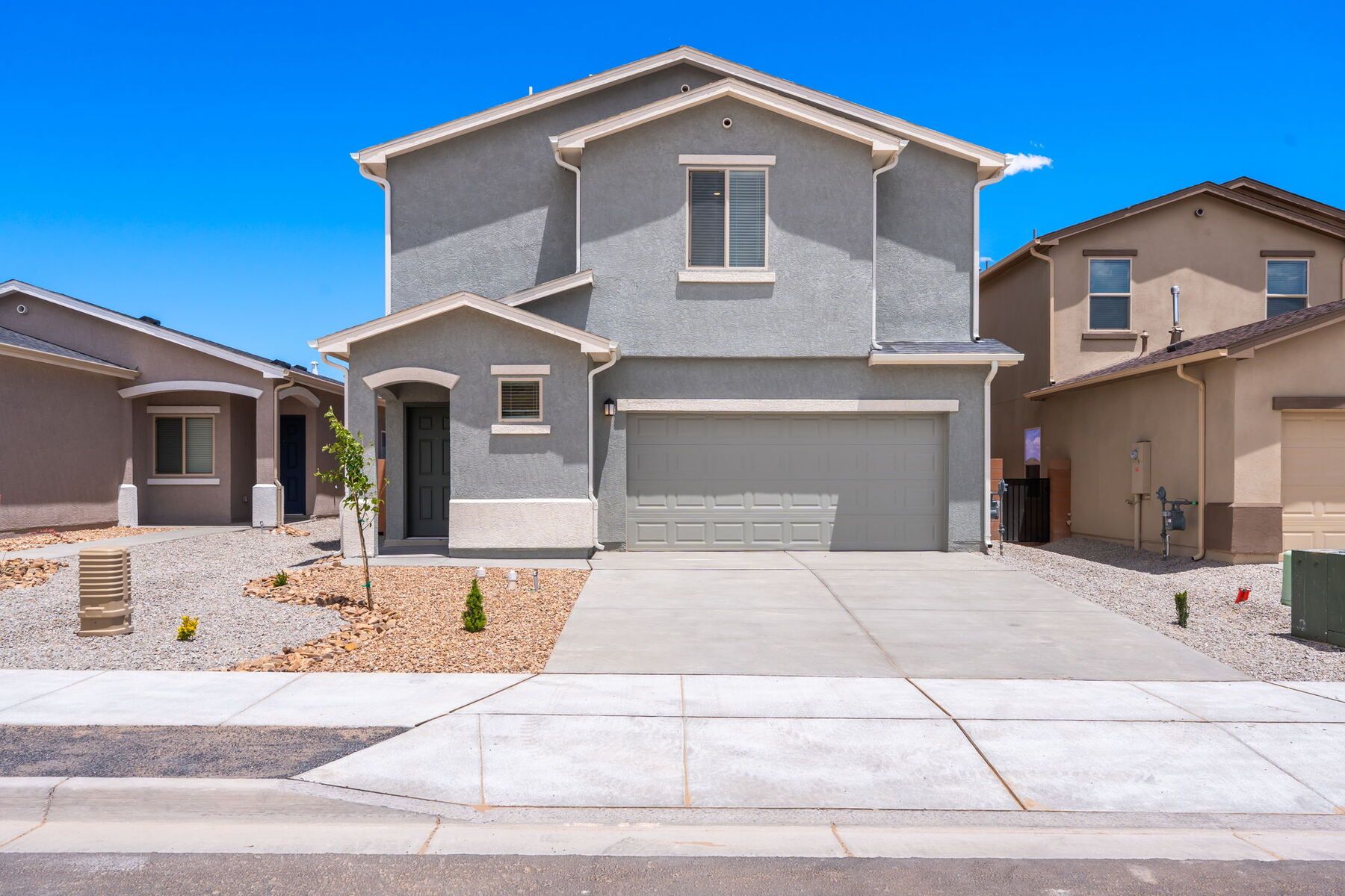 1649 Carter Dr Sw. Los Lunas, NM 87031