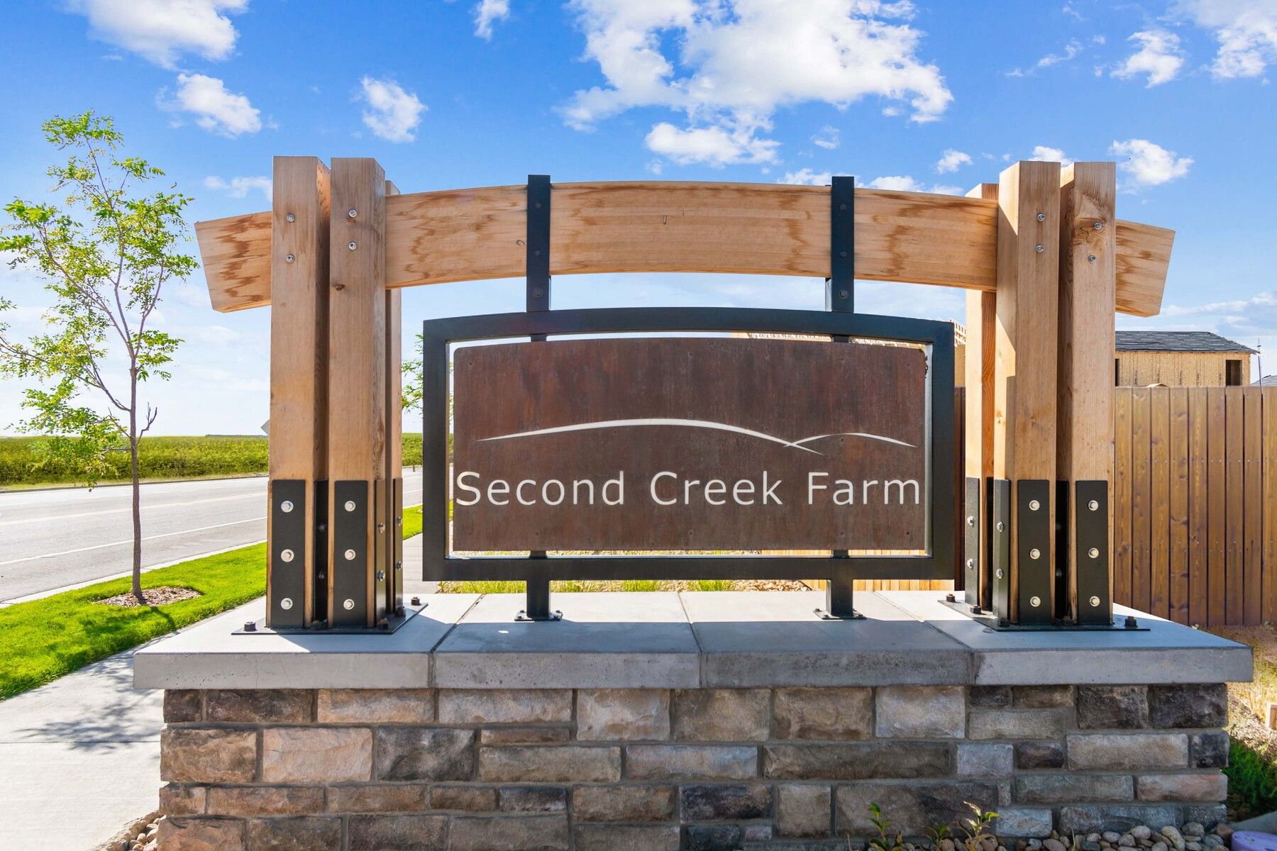 Second Creek Farm is beautiful community in Commerce City.
