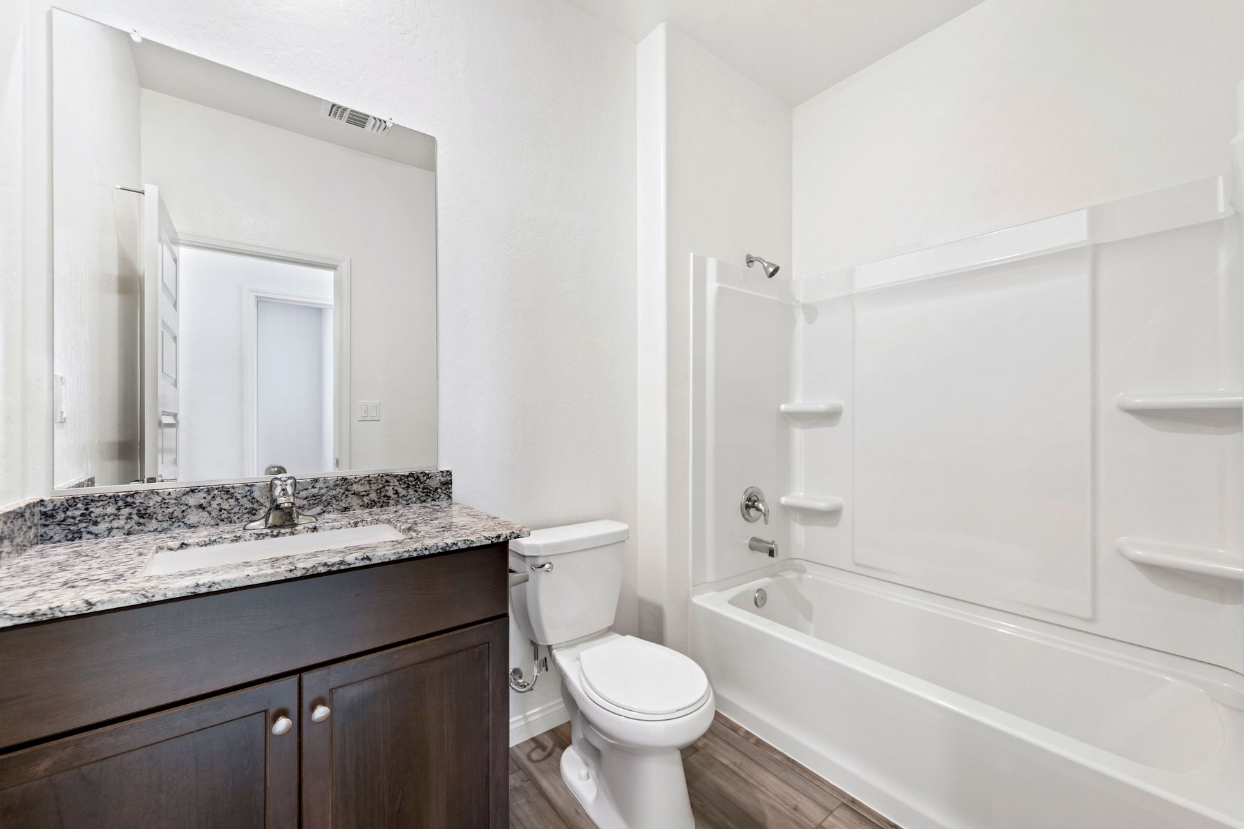 Secondary bathroom with tub/shower combo