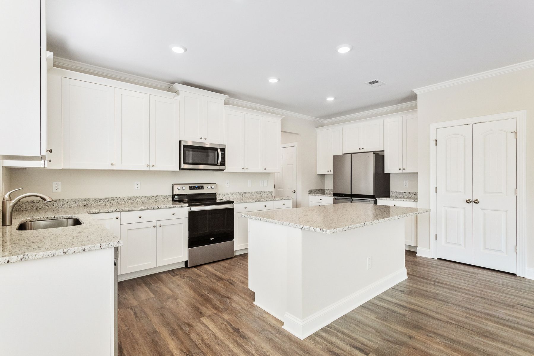 Stainless steel appliances are included!