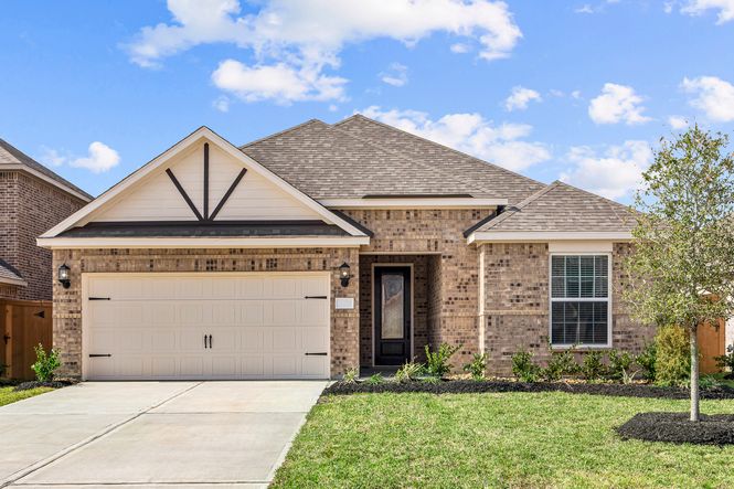 The Reed is one of the single story homes offered at Lago Mar!