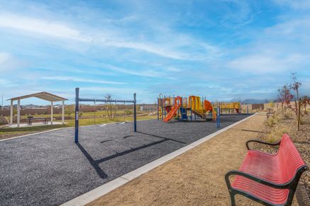 Let the kids play while you relax at this gorgeous park at Sienna Square.